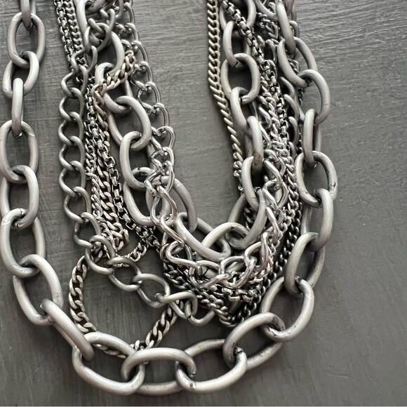 Sabika Multi Chain Chainlink Necklace - Picture 4 of 10
